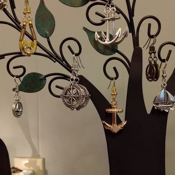 Nautical Earrings! - Picture 1 of 6